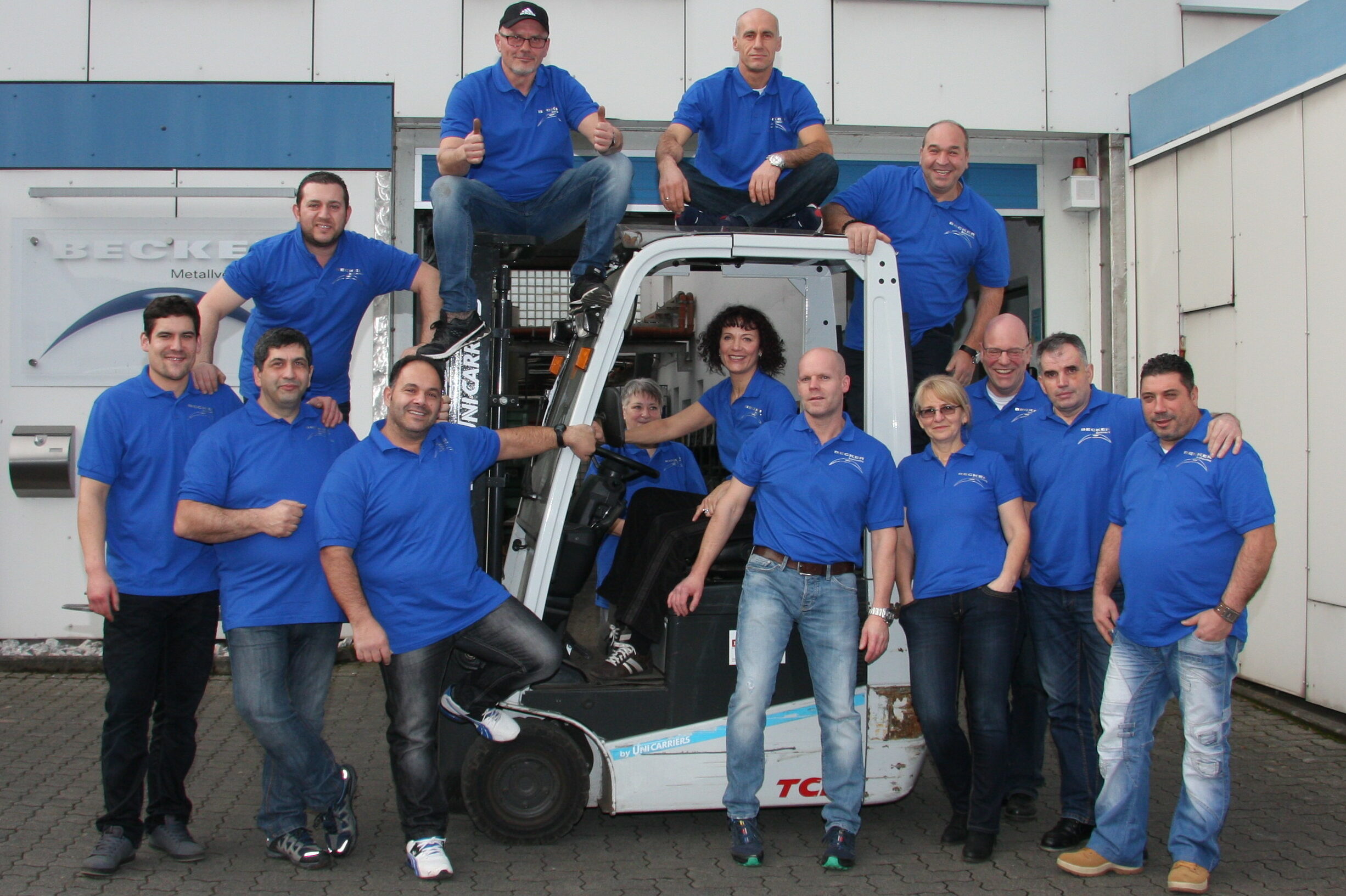 cropped-Teamfoto-1.jpg