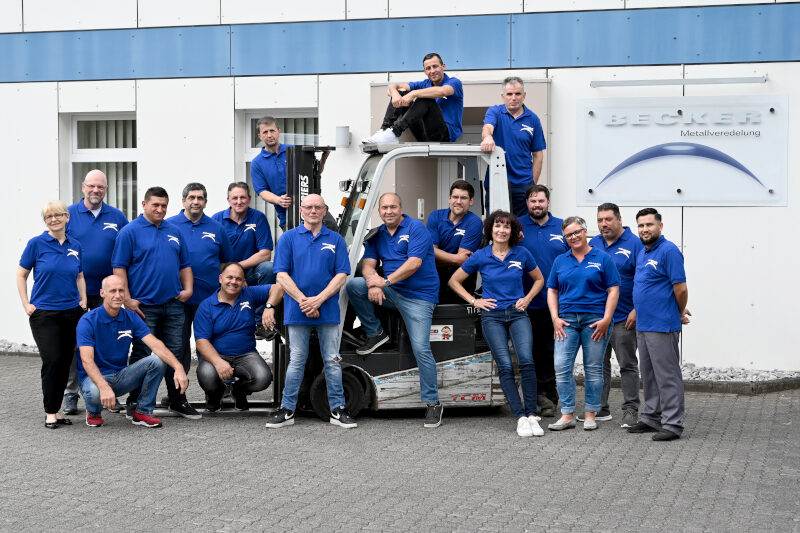 cropped-Becker-_950_team_800x600.jpg